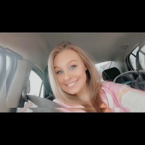 Meet your Posher, Tori